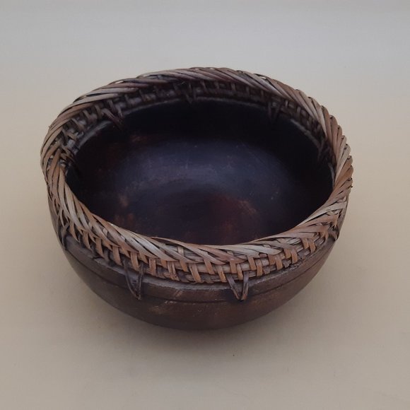 3 wood and Rattan Bowls Plus Coasters - Picture 6 of 11